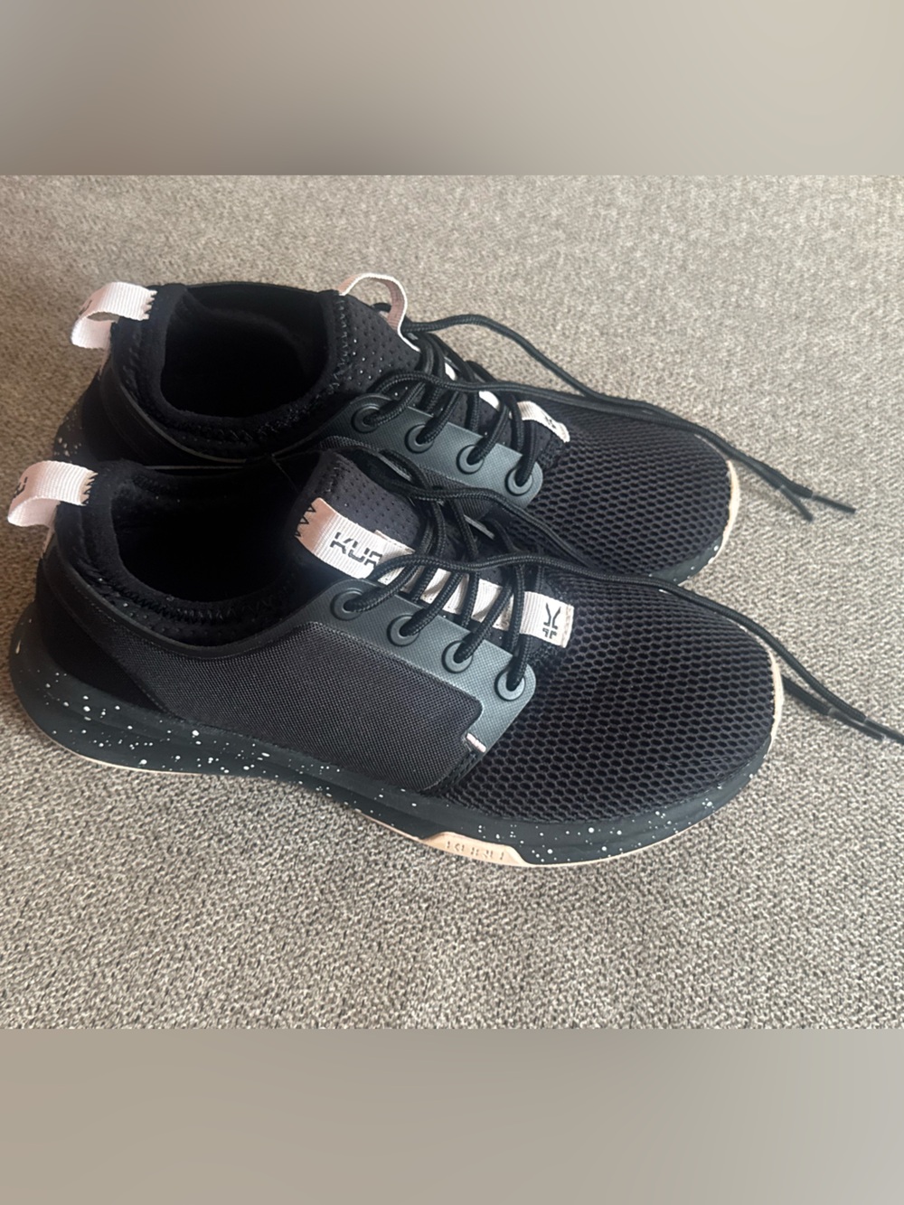KURU Cloud Black Athletic Sneakers with Pink Accents